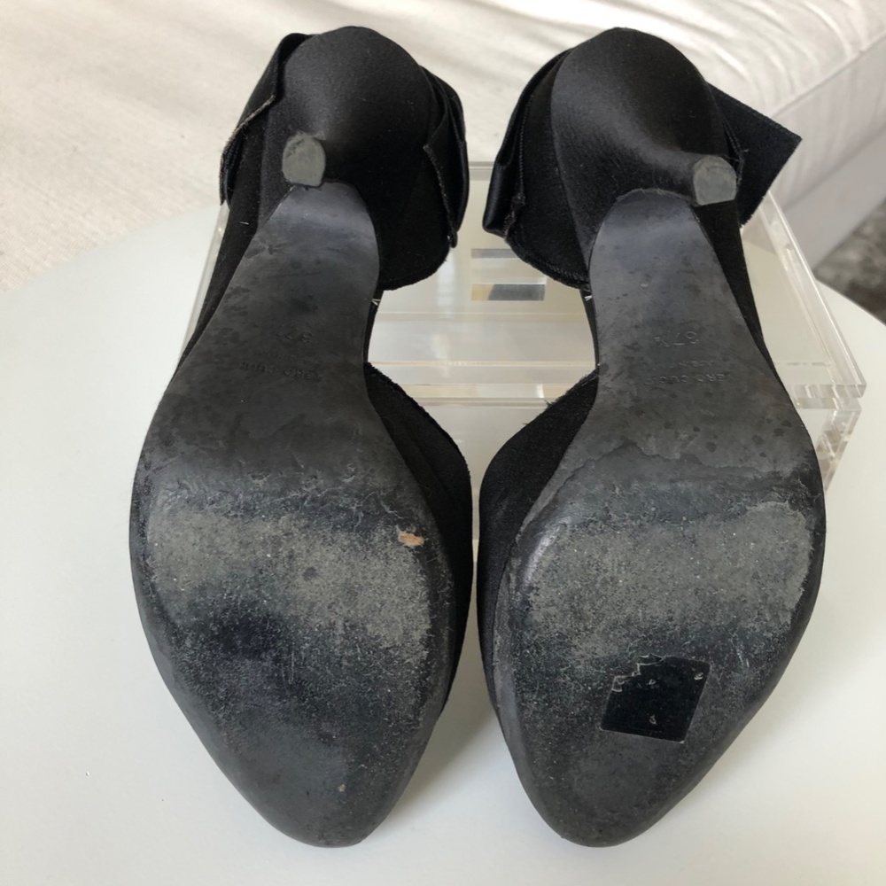 Lanvin Black Bow-Embellished Satin Heels - Picture 8 of 8